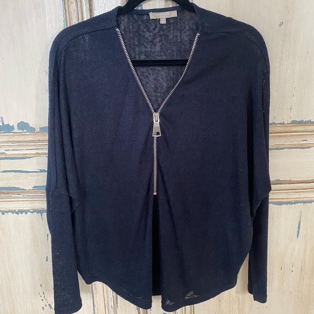 JOAN VASS NAVY SWEATER SIZE SMALL